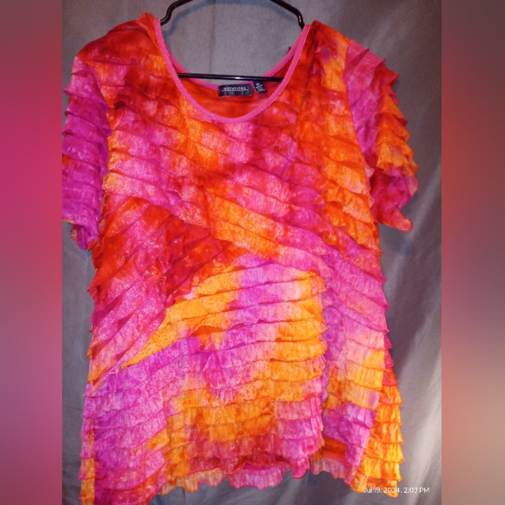 Notation 90's Acid Red orange ruffled short sleeve blouse